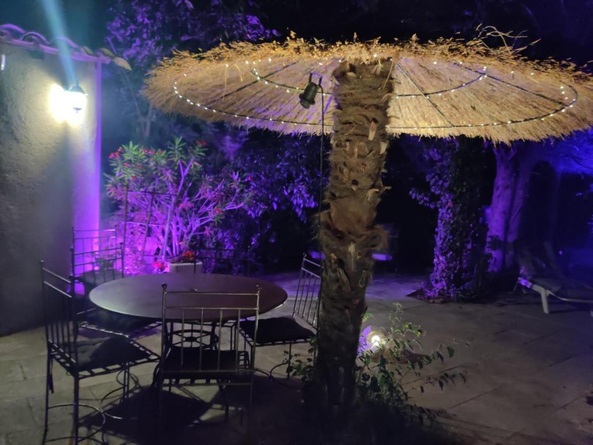 Gites Climatises Piscine Chauffee La Balancelle Сен-Реми-де-Прованс Экстерьер фото