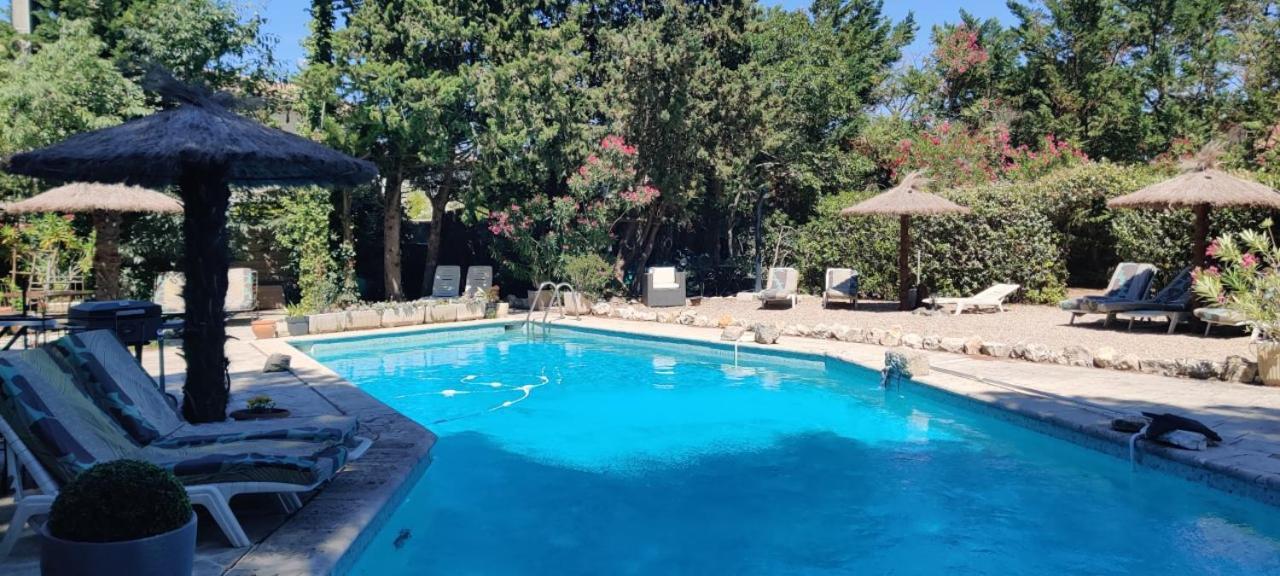 Gites Climatises Piscine Chauffee La Balancelle Сен-Реми-де-Прованс Экстерьер фото