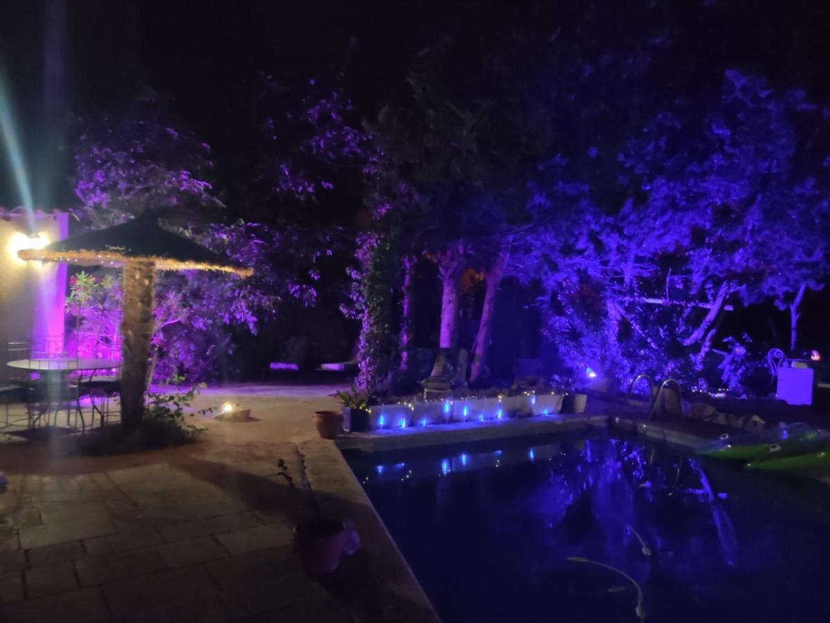 Gites Climatises Piscine Chauffee La Balancelle Сен-Реми-де-Прованс Экстерьер фото